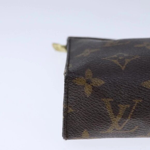 LOUIS VUITTON Monogram Poche Toilette 15 Pouch M47546 LV Auth 106486 - Picture 3 of 16